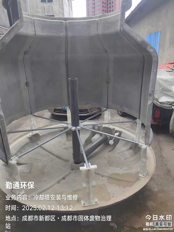 遵义60T玻璃钢冷却塔整塔发货